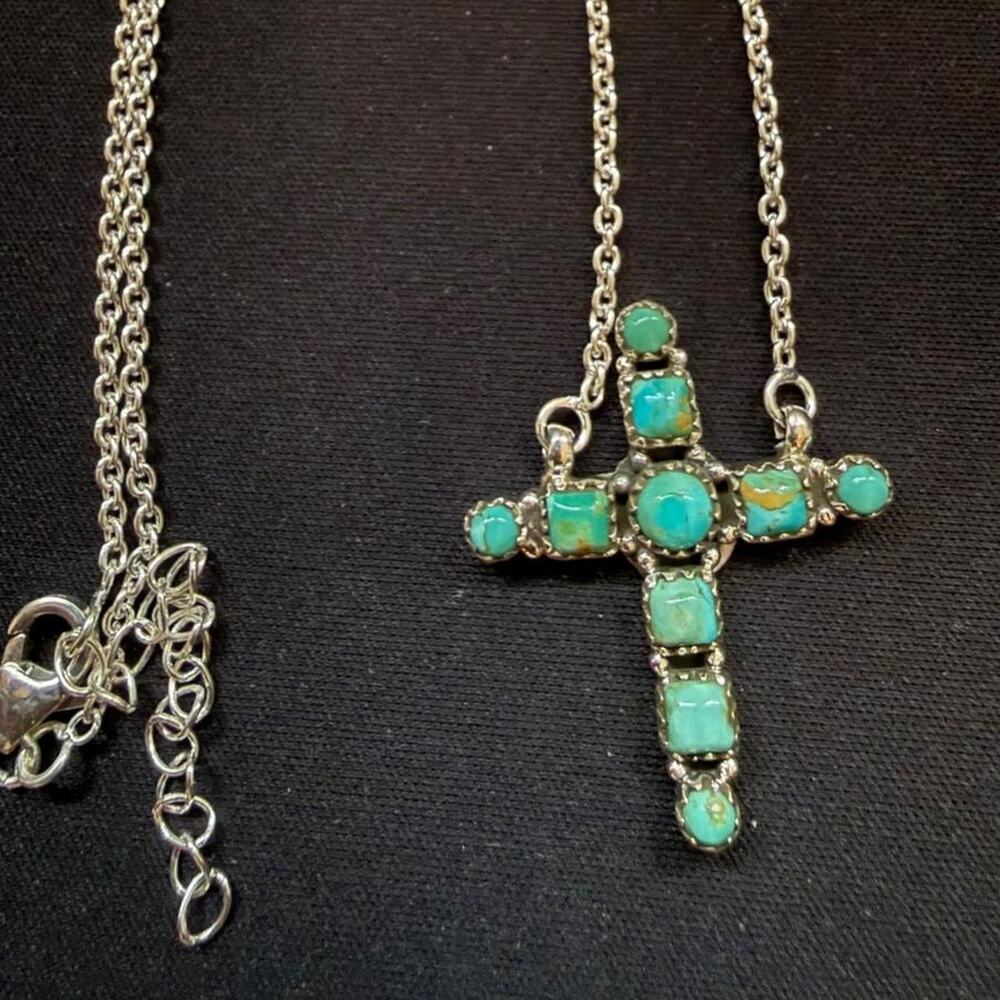 Sterling silver handmade kingman turquoise necklace